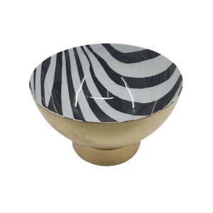 Design moderne Cuisine et table Bol rond en métal couleur or Imprimé noir et blanc Bol de service et bols décoratifs - Product Image 1