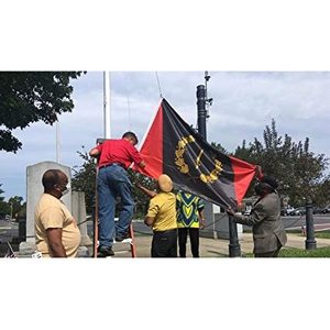 Lot de 2 drapeaux américains noirs du patrimoine national 3x5 pieds 1967, drapeaux épée avec en-tête en toile et 2 œillets en laiton pour voiture/mur extérieur USA TOP FLAGSINC - Product Image 1