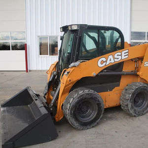 Case SR270B Minicargadora, 90HP, 2700 lb. ROC, hidráulica de alto flujo, cabina cerrada con HVAC - Product Image 1