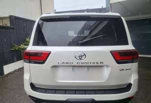 Excellent White 2024 for for VX Limited Gas/Petrol Left Hand <b>Drive</b> Used Sunroof Remote Start Leather Seats - Product Image 6