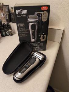 Afeitadora eléctrica Braun Series 9 PRO +, 6in1 SmartCare Center & PowerCase, 9577cc - Product Image 2