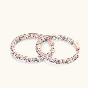 Pendientes de Diamantes Redondos Brillantes Minimalistas de la Mejor Calidad con Oro Blanco de 14K para Uso Diario, Disponibles a Precio de Fábrica - Product Image 4