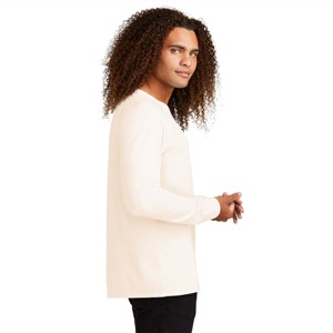 Camiseta Básica de Manga Larga para Hombre, Cuello Redondo, Color Neutro - Camiseta Esencial Duradera y Elegante para Uso Casual, Gimnasio y Diario - Product Image 2