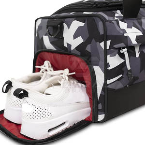 Fabricant pakistanais TATRAD SPORTS TS_SB_0012 Sacs de sport de voyage 2026 Haute qualité Service OEM Couleurs personnalisables - Product Image 5