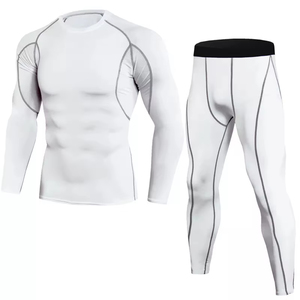 Ensemble de vêtements de sport d'été pour hommes Short de sport respirant Compression Design personnalisé Ensemble de compression pour entraînement de joueur de football - Product Image 1
