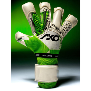 ถุงมือผู้รักษาประตูฟุตบอลคุณภาพสูงสำหรับทุกเพศ  ป้องกันการลื่น  ปรับได้ด้วยสายรัดข้อมือแบบตะขอเกี่ยว  ระบายอากาศได้ดี กันน้ำ  โดย Ako - Product Image 1