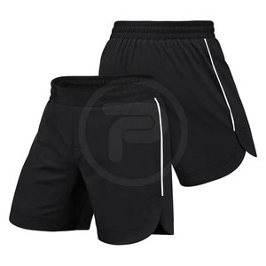 Pantalones cortos de MMA con logotipo personalizado de talla grande, ropa de artes marciales a bajo precio fabricada en Pakistán - Product Image 4