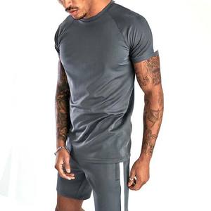 Conjunto de verano personalizado para hombre, conjunto de pantalones cortos y camisetas de LICRA de algodón para hombre, venta al por mayor, conjuntos gemelos de talla grande estilo callejero para hombre - Product Image 4