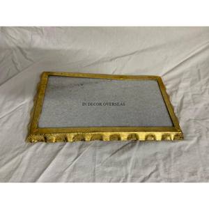 Bandeja con forma rectangular hecha de mármol blanco de la mejor calidad de diseñador de arte rústico vintage con bordes dorados a un precio impresionante - Product Image 4