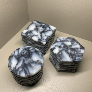 Sous-verres en marbre faits à la main élégants, ronds, hexagonaux, circulaires, carrés, décoration artisanale pour la maison - Product Image 1