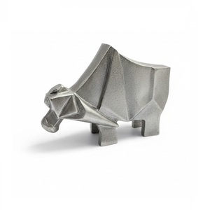Figurine d'éléphant minimaliste moderne, sculpture en métal aluminium, finition argentée, animal abstrait, décoration de la maison, décoration de bureau, Noël - Product Image 2