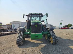 Tractor Agrícola de Gran Formato 2021 8RX 370 de 4 Ruedas Motrices, 370HP, Transmisión por Engranajes, Alta Productividad - Product Image 2
