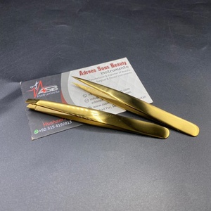Pinzas para cejas chapadas en oro, logotipo personalizado, puntas puntiagudas inclinadas de acero sostenible, pinzas para cejas con tijera de resorte para pestañas y cejas - Product Image 2