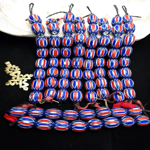 Gros en vrac grandes perles de verre tribales ethniques bleu blanc et rouge Chevron Design pour la fabrication de bijoux et fournitures d'artisanat - Product Image 2