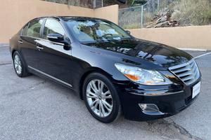 Hyundai Genesis 4.6 Sedán 2011 Usado en Buenas Condiciones - Product Image 6