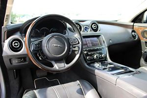 JA GU AR XJL SUPERCHARGED 2012 USADO, Volante a la Izquierda/Derecha - Product Image 2