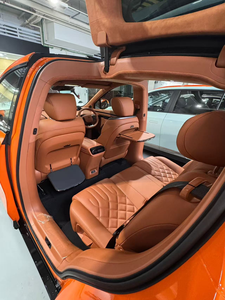 Vehículo Eléctrico Nuevo con Diseño Único, SUV Coupé con Puerta de Ala de Gaviota, Batería de Ultra Larga Duración, para Adultos, con Volante a la Izquierda y Conducción por la Derecha - Product Image 2