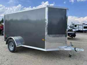 Remorques Stealth 2025 7x16 en acier, remorque de transport fermée avec rampe arrière, semi-benne en acier robuste, capacité de charge 2001-3000 kg, États-Unis - Product Image 5