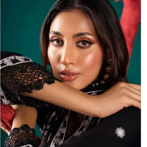 Marque populaire Readymade Gown Avec Pantalon dames Designer readymade Costumes pour femmes Brodé readymade partywear Costumes - Product Image 5