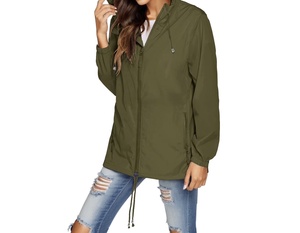 Chaqueta Softshell para Mujer al por Mayor, Chaqueta Softshell con Capucha Sólida de Alta Calidad para Exteriores, Chaqueta Larga con Cremallera para Mujer - Product Image 4