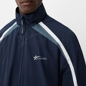 Chaqueta Deportiva de Invierno Impermeable, Ligera y Cómoda, con Logotipo Personalizado al por Mayor, Transpirable, para Uso en Exteriores, con Cuello Alto y Cierre Frontal - Product Image 3