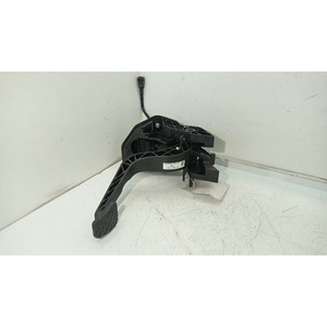 PEDAL DE EMBRAGUE FORD Puma Serie 2499163 B7JA/B (19>) - Product Image 1