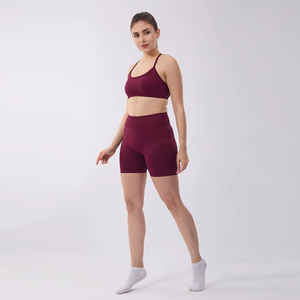 Conjunto de ropa deportiva para gimnasio, conjunto de Yoga de tres piezas sin costuras para fitness - Product Image 2