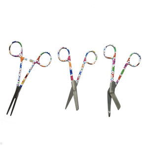 Juego de 3 Tijeras de Enfermería con Pinzas Hemostáticas, Juego de Tijeras y Pinzas de Enfermería Premium con Mango Estampado de Pata de Gato de Raw to Fine - Product Image 1