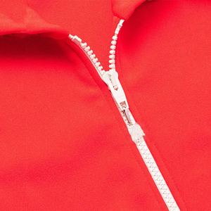 Sudadera con capucha de poliéster 100% ligera personalizable de tendencia superior Cremallera con cordón a rayas informal con logotipo bordado de alta calidad - Product Image 2