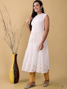 Latest Collection Ethnic Motifs Embroidered Band Collar Thread Work Detail Anarkali <b>White</b> Cotton A-Line Sleeveless Kurta Best - Product Image 3
