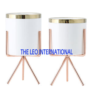 Ensemble de 3 jardinières rondes en cuivre, style classique, fabrication artisanale de luxe, très vendues, excellente qualité, accents décoratifs pour la maison et le jardin - Product Image 2