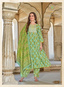 Latest Designer Outfit Kurta Pant & Dupatta Beautiful Design Indian Exporter and Supplier <b>Three</b> Piece Collection Dress - Product Image 2