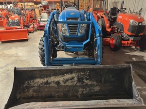 Tracteur agricole 4x4 LS XR4046 50 CV 2015 – Composants essentiels : pompe, moteur, boîte de vitesses, roulement – Haute productivité, transmission par engrenages - Product Image 3