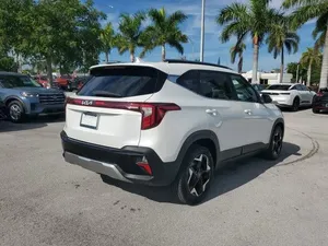 Kia Seltos EX 2024 Usado en Excelentes Condiciones - Product Image 6