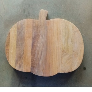 Planche à découper ronde en bois de forme rectangulaire faite à la main avec option de suspension en corde naturelle, personnalisable pour la maison, l'hôtel, le restaurant - Product Image 5
