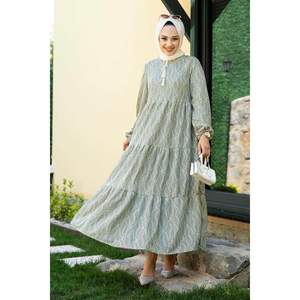 Robe Hijab à Motifs Floraux Vert Amande - Product Image 3