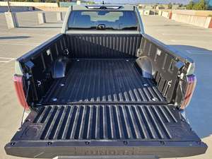 Tundra hybride TRD Pro HV CrewMax Cab 4WD d'occasion de 2022 - Product Image 6