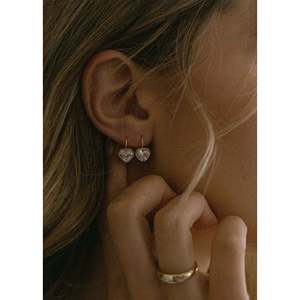 Solis Heart Diamond Earrings with Ribbed Detail - Product Image 5