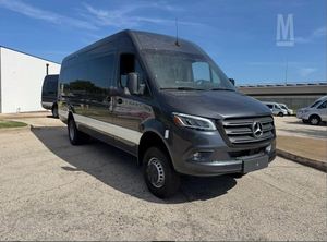 COMPRA CAMIONETAS MERCEDES-BENZ SPRINTER 3500 XDs - Product Image 5