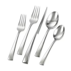 Ensemble de couverts en acier inoxydable de meilleure qualité avec long manche plaqué argent pour ensembles de couverts de vaisselle d'hôtel et de restaurant - Product Image 5