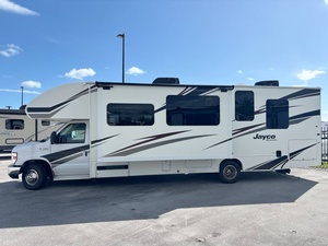 Vendedor Verificado de J-a-y-c-o R-e-d-h-a-w-k 29XK Usado de 2019, Listo para Viajar - Product Image 2