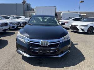 Precio bajo, Honda Accord Plug-in 2014, auto usado en venta - Product Image 1