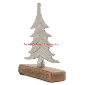 Venta al por mayor moderna escultura de Reno de Navidad hecha a mano de metal con base de madera de alta calidad tallada Decoración de mesa para la venta - Product Image 3