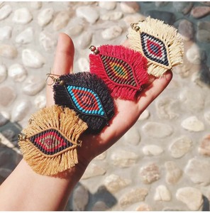 สร้อยคอจี้มาคราเม่หลากสีสไตล์โบโฮ ทำมือ ปรับขนาดได้ ของขวัญเครื่องประดับสำหรับผู้หญิง - Product Image 1