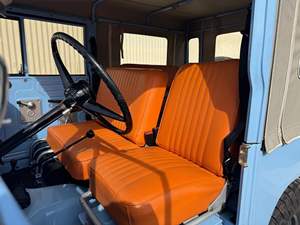 Toyota Land Cruiser de 1971, Usado, Mercado Sudamericano, Serie 40, Restaurado, Transmisión Manual de 3 Velocidades - Product Image 5