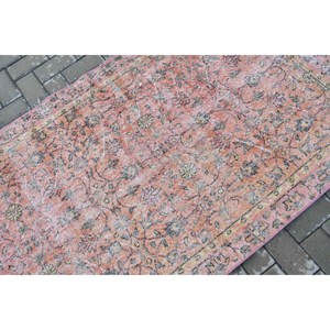 พรมสไตล์วินเทจแบบตุรกี ขนาด 3.5x6.4 ฟุต สีแดงเทาขอบสีเทา ทำจากขนสัตว์ - Product Image 5