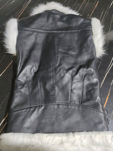 Gilet en cuir de haute qualité en gros, OEM, élégant, col en fourrure de qualité supérieure, gilets pour femmes, fermeture éclair, design en peau de mouton - Product Image 4