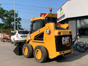 รถตักล้อยางขนาดเล็ก CAT 246D มือสอง พร้อมเกียร์ มอเตอร์ ปั๊ม และเครื่องยนต์ - ใช้งานมาแล้ว 20-30 พันชั่วโมง น้ำหนัก 3393 กก. นำเข้าจากฝรั่งเศส ผ่านการทดสอบและรับรองแล้ว - Product Image 2