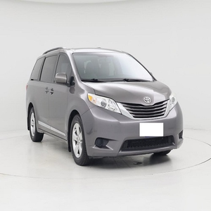 TOYOTA SIENNA LE 2015 USADA, 7 PASAJEROS, ASIENTO CON ACCESO AUTOMÁTICO, VOLANTE A LA IZQUIERDA/DERECHA - Product Image 1