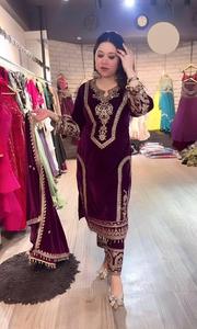 Magnifique à la recherche d'une couleur incroyable bon prix costume Salwar en velours lourd vêtements pakistanais abordables pour les femmes - Product Image 3